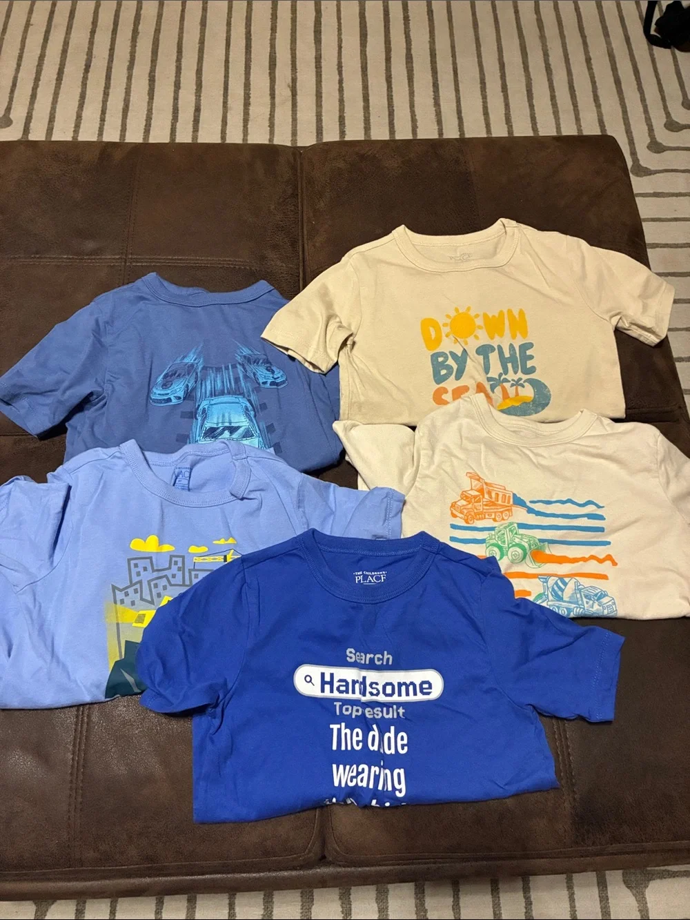 Toddler graphic tees (lot of 17)